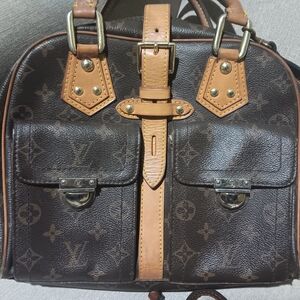 Louis Vuitton Manhattan Leather Handbag